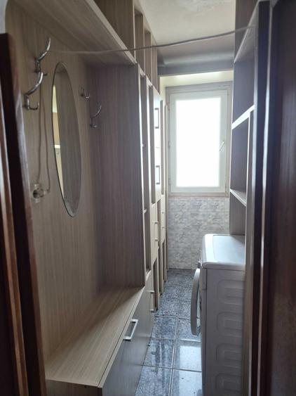 Apartament cu 3 camere decomandat în Fortuna