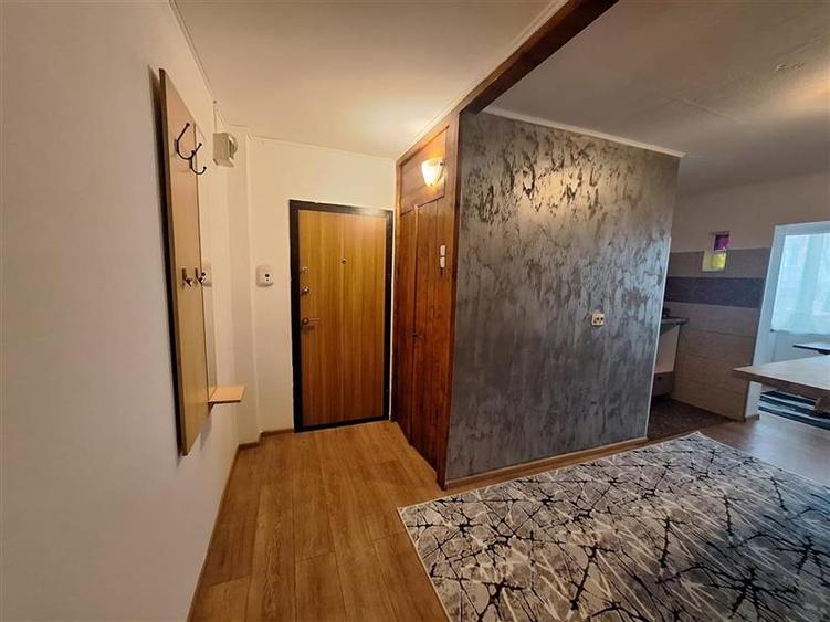 Inchiriere apartament 2 camere decomandate etaj 1 in Gheorgheni- zona Titulescu - 10