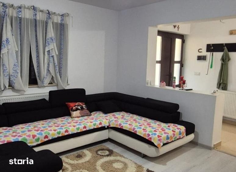 Casă cu 3 camere cu Teren 450 Mp în Bârnova