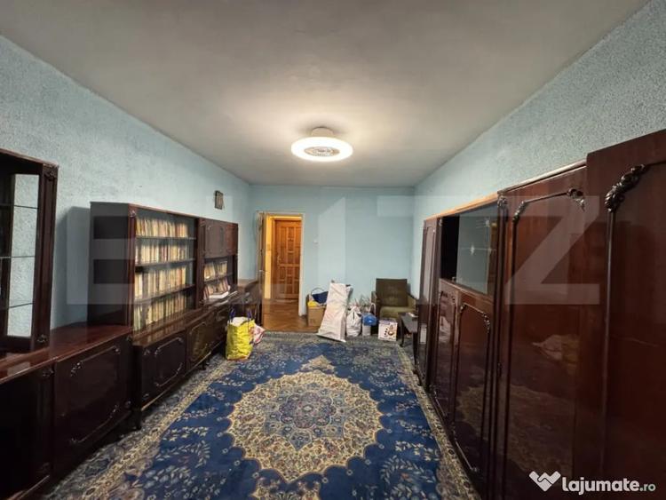 Apartament cu 2 camere decomandat în Traian