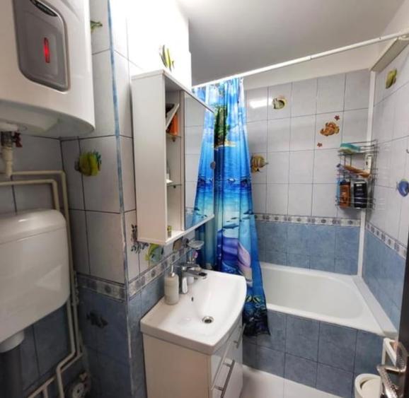 Apartament cu 2 camere semidecomandat în Doamna Ghica