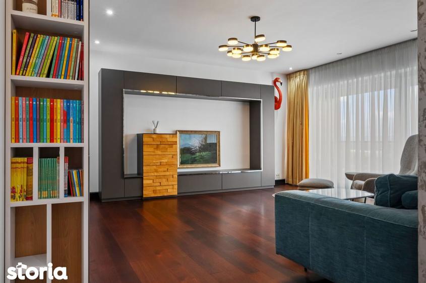 Apartament cu 4 camere, mobilat în Central
