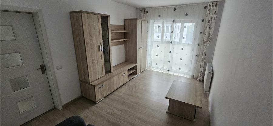 Apartament cu 2 camere decomandat în Florești