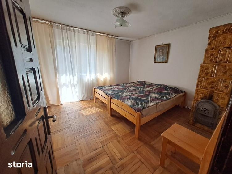 Casă cu 5 camere cu Teren 600 Mp în Nord