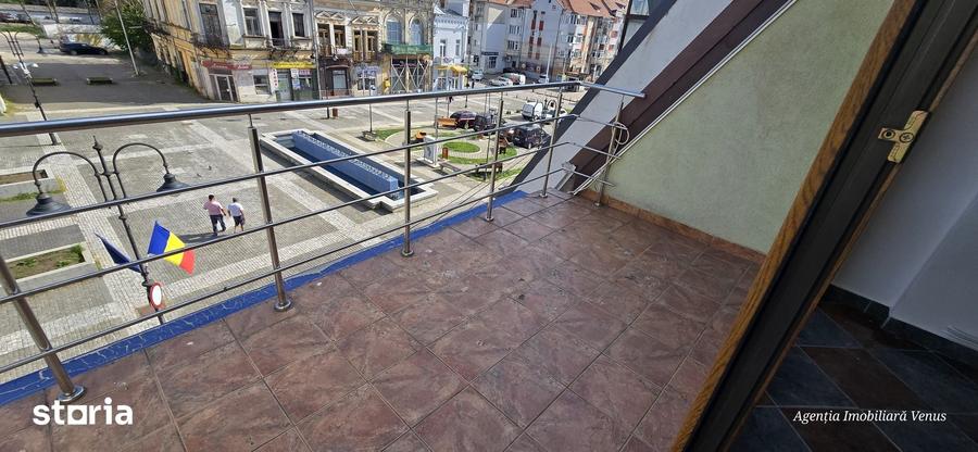 Spațiu comercial, de 80 mp, în Central