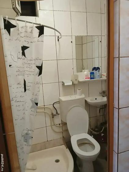 Garsonieră nedecomandată, mobilată în Valea Rosie