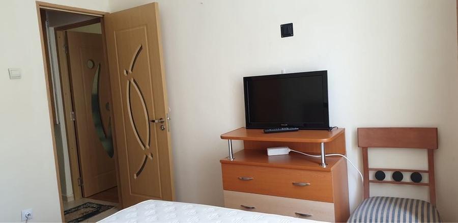 Apartament cu 2 camere semidecomandat în Tractorul