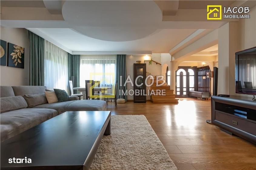 Casă cu 4 camere în Letea