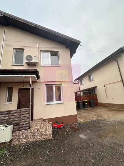 Casă cu 4 camere cu Teren 125 Mp în Valea Oltului