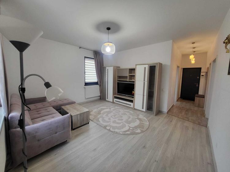 Apartament cu 2 camere decomandat în Rediu