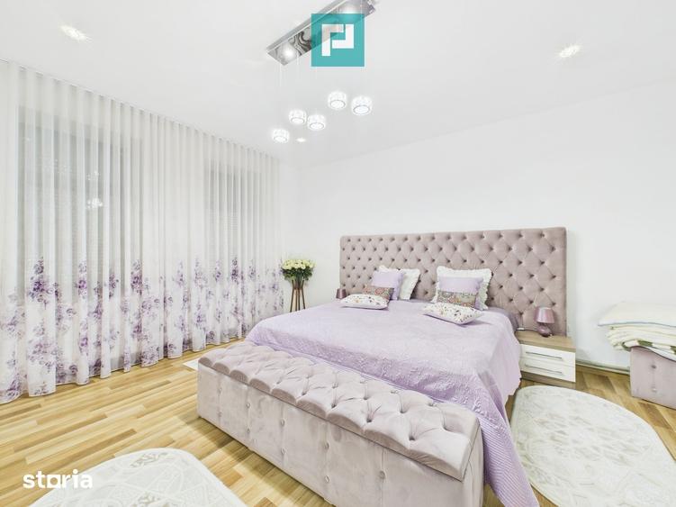 Casă cu 4 camere cu Teren 2880 Mp în Vinga