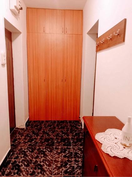 Garsonieră decomandată în Debarcader
