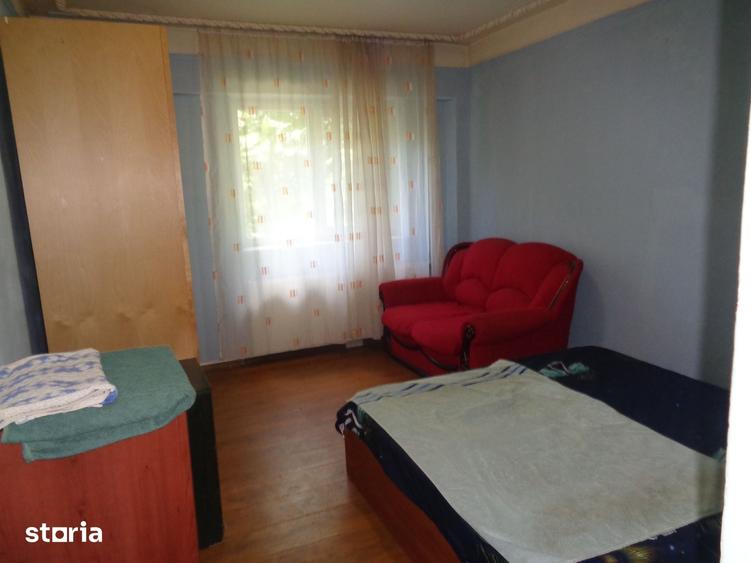 Garsonieră decomandată în Șega