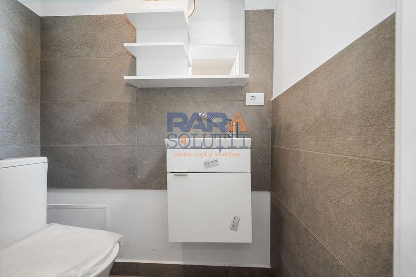 Casă individuală cu 5 camere cu Canalizare în Central