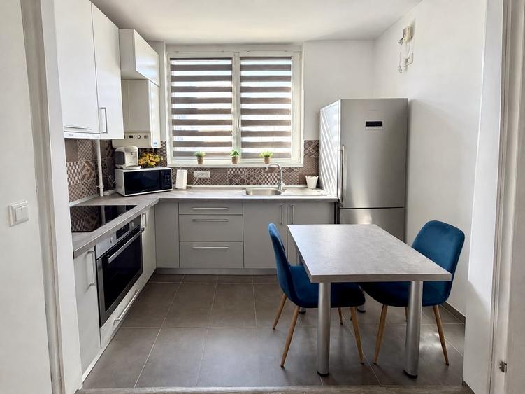 Apartament cu 2 camere semidecomandat, mobilat în Telegrafului