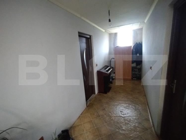 Casă individuală cu 6 camere cu Teren 3317 Mp în Nord-Est