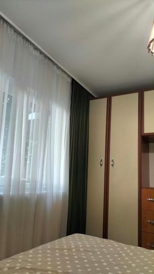 Apartament cu 2 camere semidecomandat, mobilat în Rovine