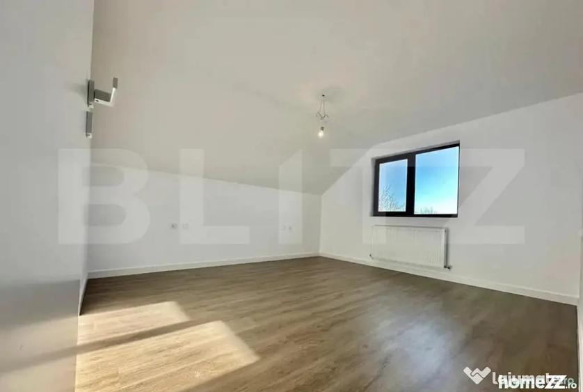 Casă cu 4 camere cu Teren 400 Mp în Central