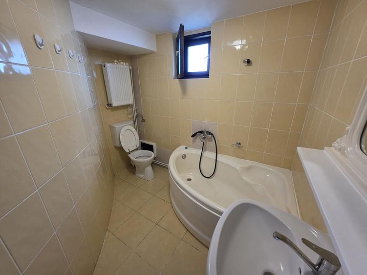 Garsonieră decomandată în Calea Dumbrăvii