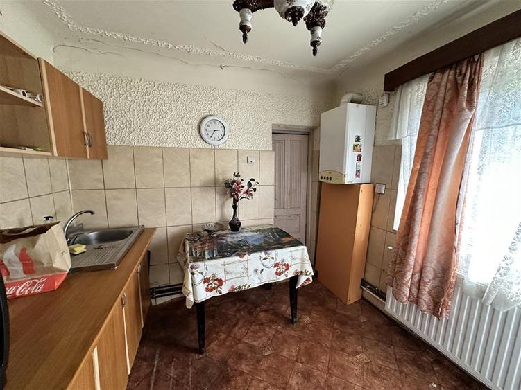 Casă cu 2 camere cu Teren 388 Mp în Mihai Bravu