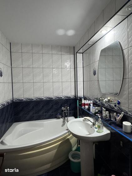 Apartament cu 4 camere în Inel II