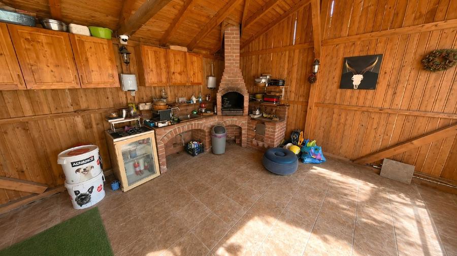 Casă cu 4 camere cu Teren 400 Mp în Tărlungeni