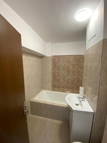 Apartament cu 3 camere decomandat în 1 Decembrie 1918