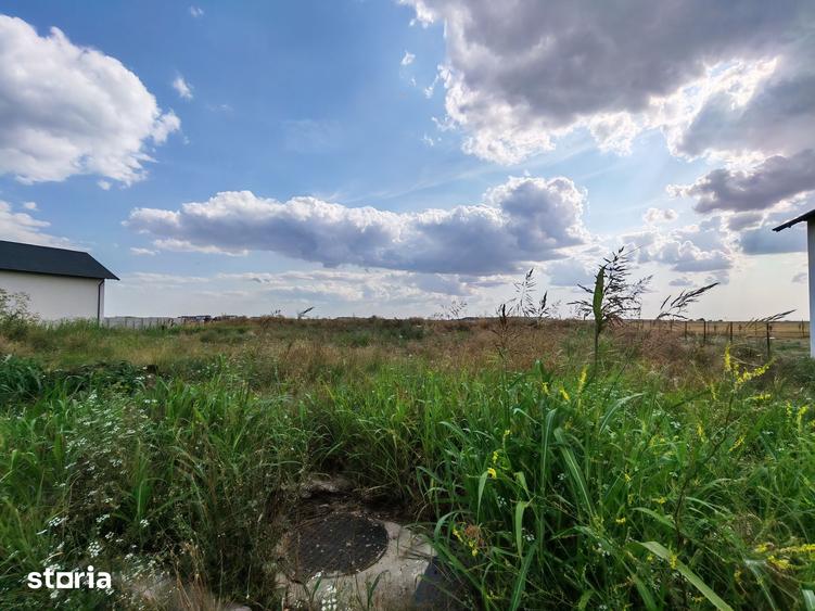 Teren de 500 mp, în Cumpăna