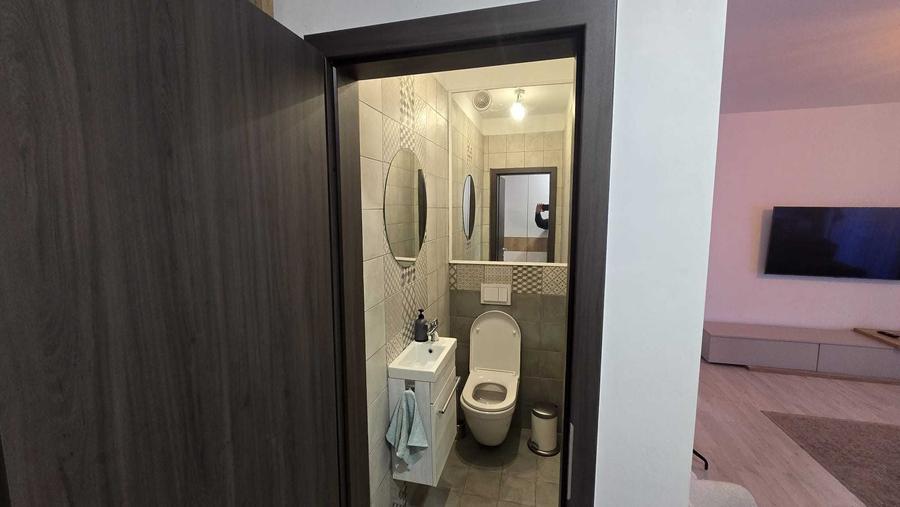 Apartament cu 3 camere decomandat în Andrei Mureșanu