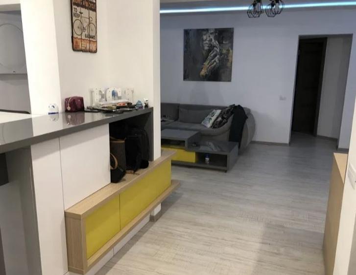 Apartament cu 2 camere decomandat, mobilat în Alba Iulia