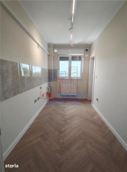Apartament cu 4 camere decomandat în Copou