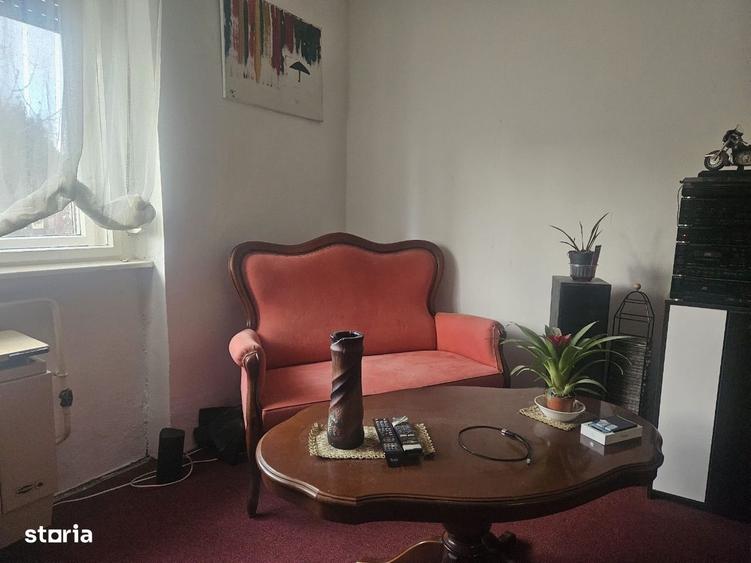 Casă cu 3 camere în Borș
