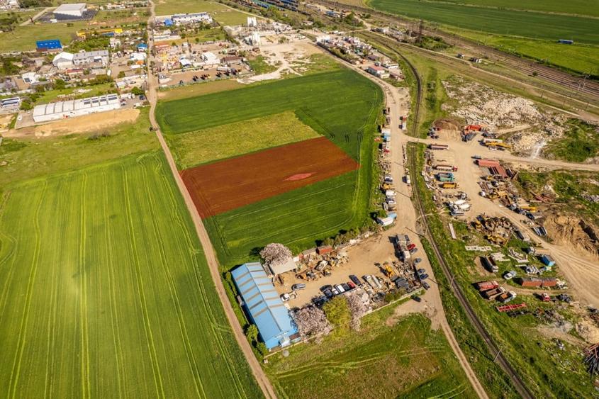 Teren Construcții intravilan de 5000 mp, în Palas