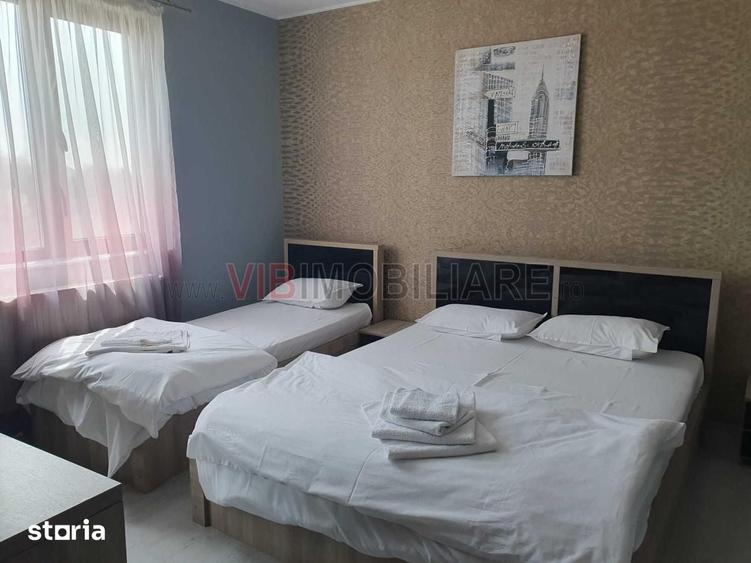 Casă cu 10 camere cu Teren 375 Mp în Central