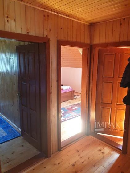 Casă individuală cu 4 camere cu Teren 1300 Mp în Dealu Negru