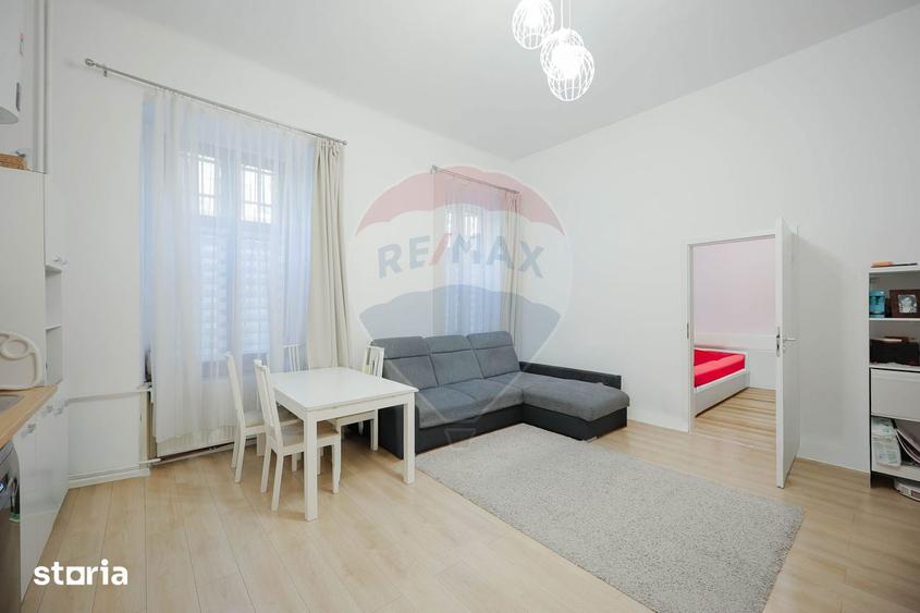 Apartament cu 3 camere, mobilat în Ultracentral