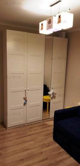 Apartament cu 3 camere decomandat în Ultracentral
