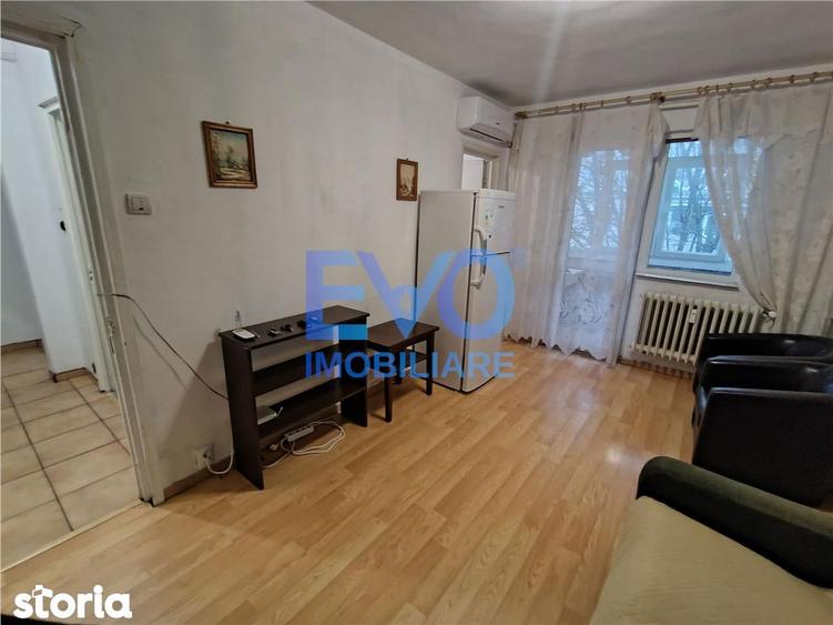 Apartament cu 3 camere semidecomandat în Tătărași