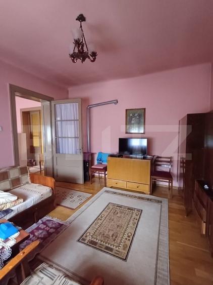 Casă individuală cu 4 camere cu Canalizare în Sud-Est
