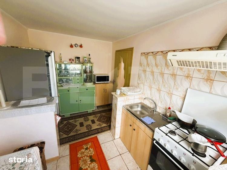 Casă cu 2 camere cu Teren 6600 Mp în Ițcani