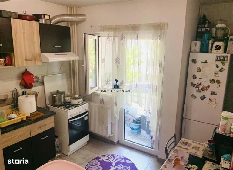 Apartament cu 2 camere decomandat în Berceni