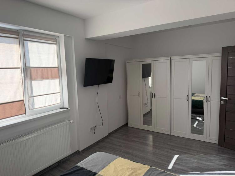 Apartament cu 2 camere în Triaj