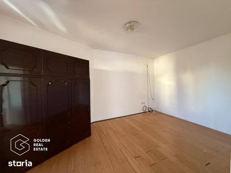 Casă cu 6 camere cu Teren 100 Mp în Fabric
