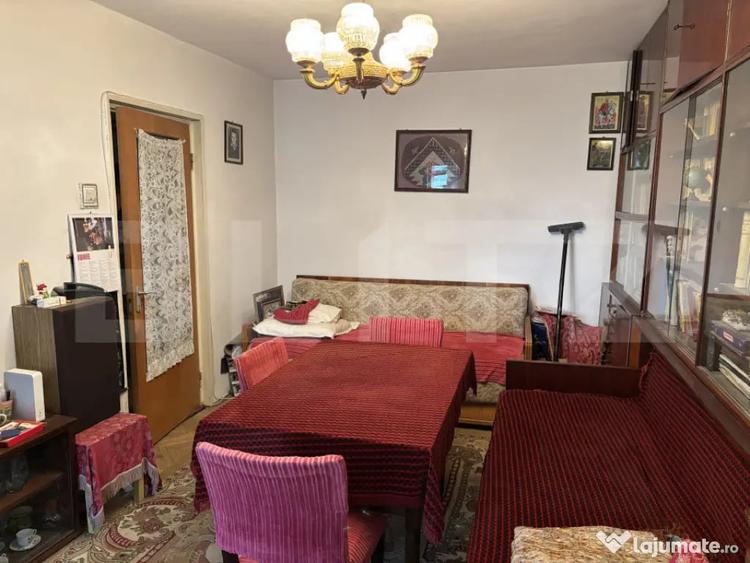 Apartament cu 2 camere decomandat în Vest