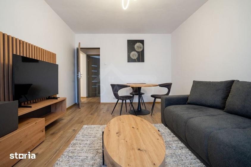 Apartament cu 2 camere decomandat în Cornișa — fotografia 2