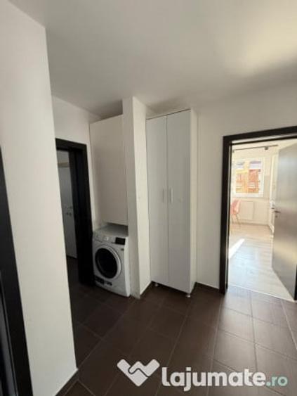 Apartament cu 2 camere decomandat în Sânpetru