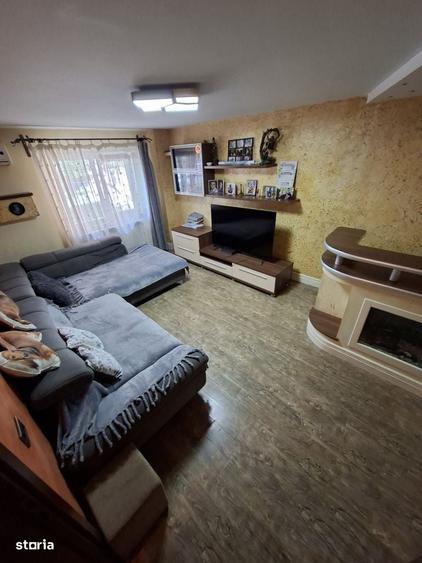 Apartament cu 4 camere în Ostroveni