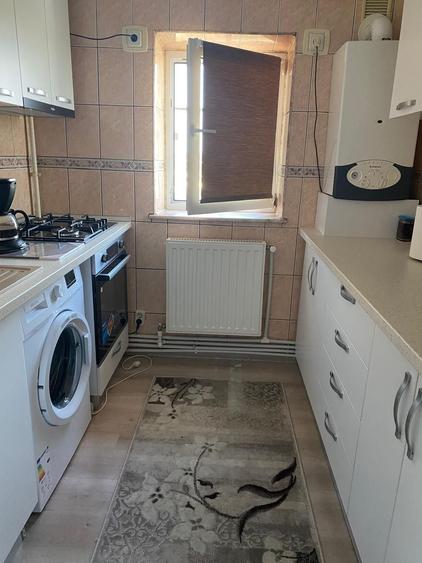 Apartament cu 2 camere decomandat în Steaua
