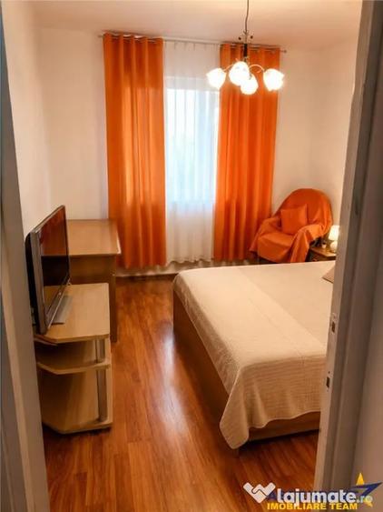 Apartament cu 3 camere decomandat în Central