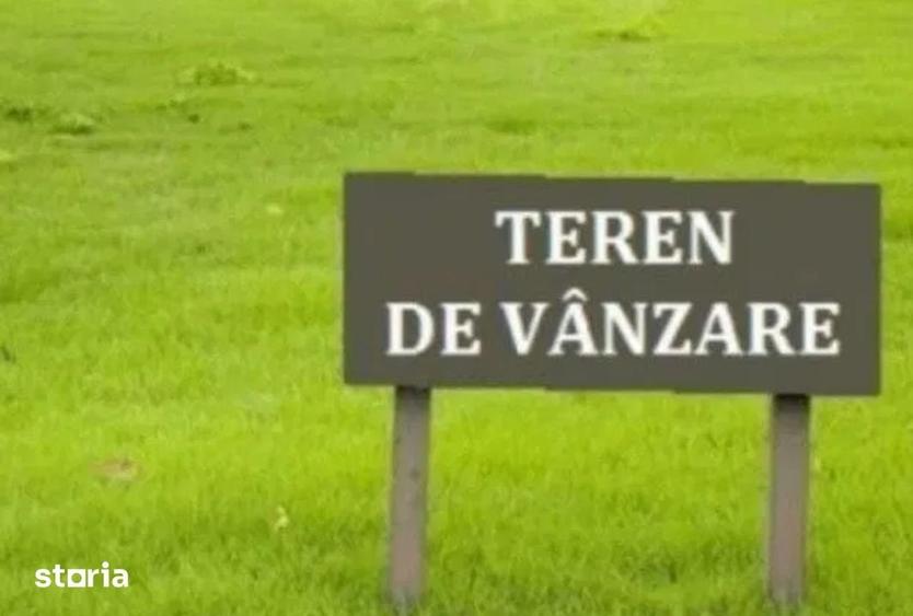 Teren de 2436 mp, în Florești